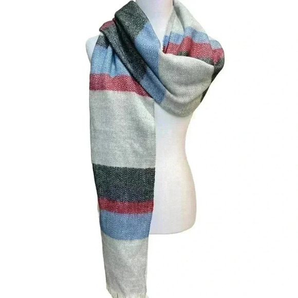 Isaac Mizrahi New York rectangular scarf/shawl in a multi colored stripe - Picture 4 of 6